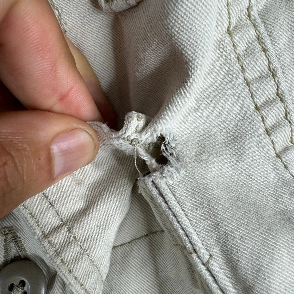 Levi's Cargo Shorts Mens Size 32 Beige Tan Cotton Utility Multi Pocket Fair